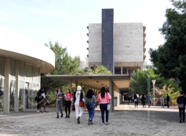 عام رابع على خراب الجامعة اللبنانية.. وابتلاع  دولاراتها